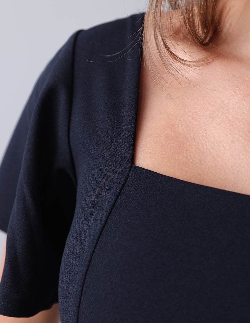 فستان ميدي معيب