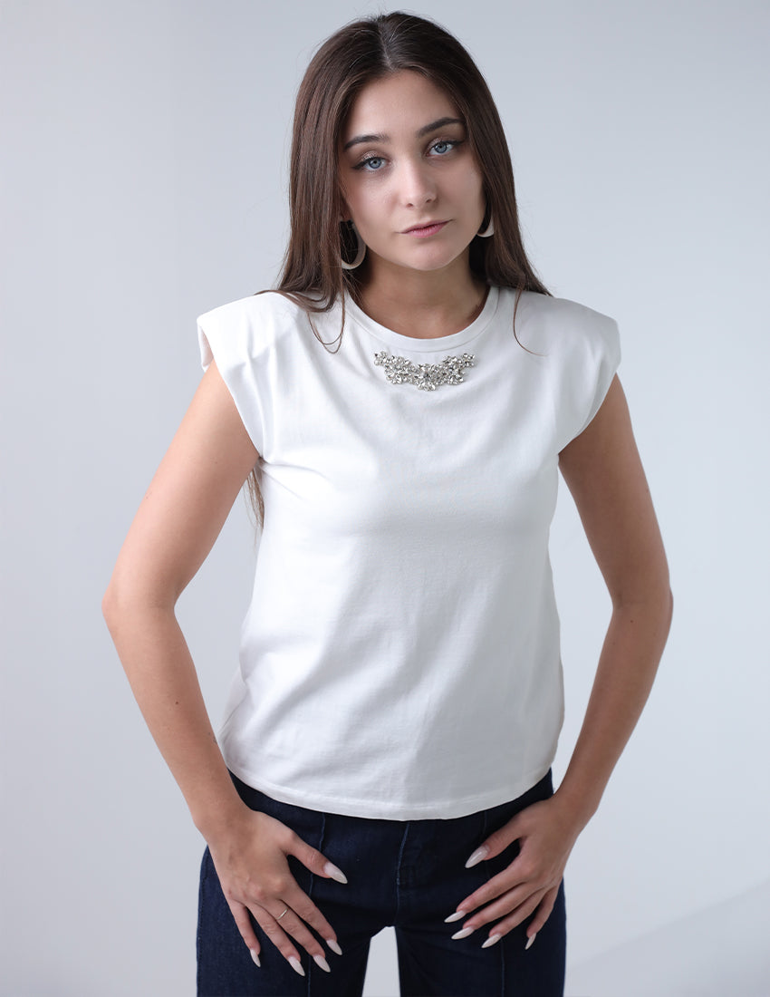 تي شيرت لؤلؤي بأكمام قصيرة