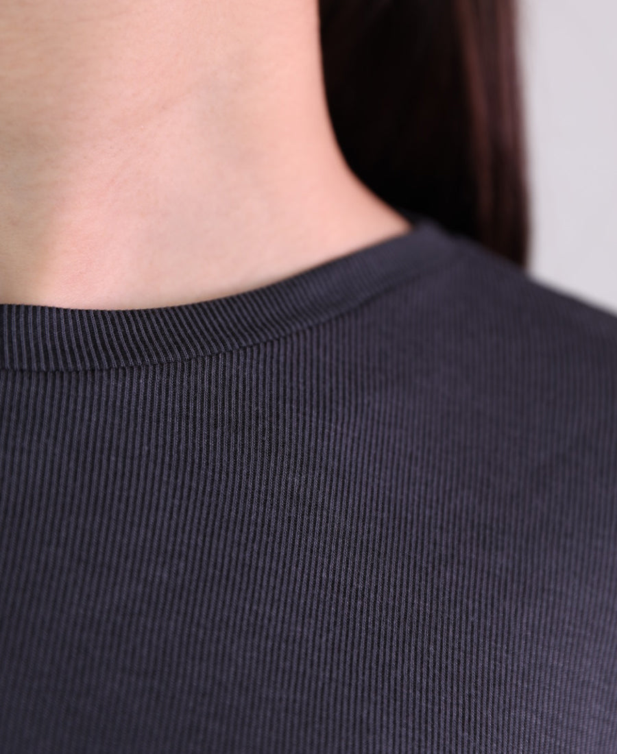 Wide sleeve T-shirt