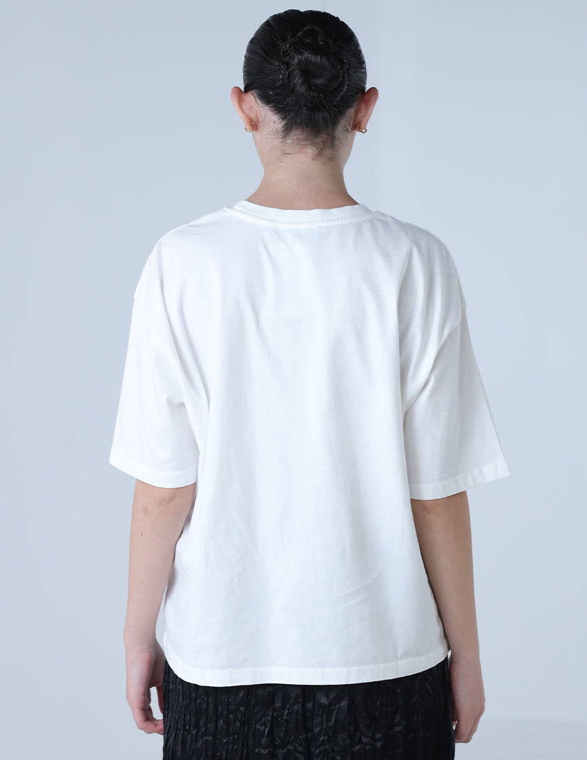 T-shirt with a print of a girl with words.