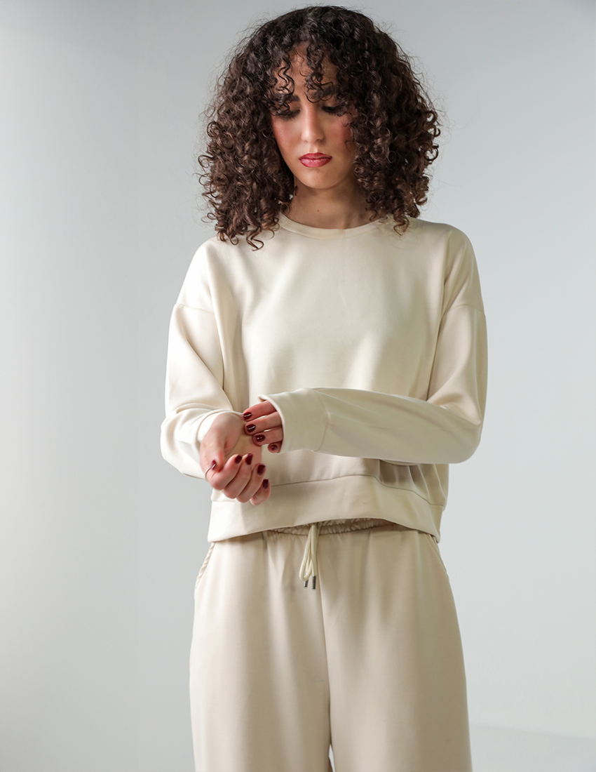 سويت شيرت قصير