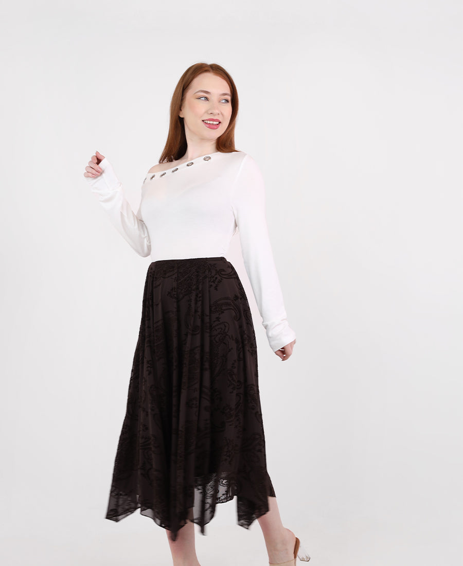 Mid-length patterned chiffon skirt