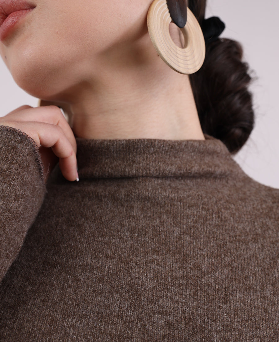 Soft wool cropped blouse