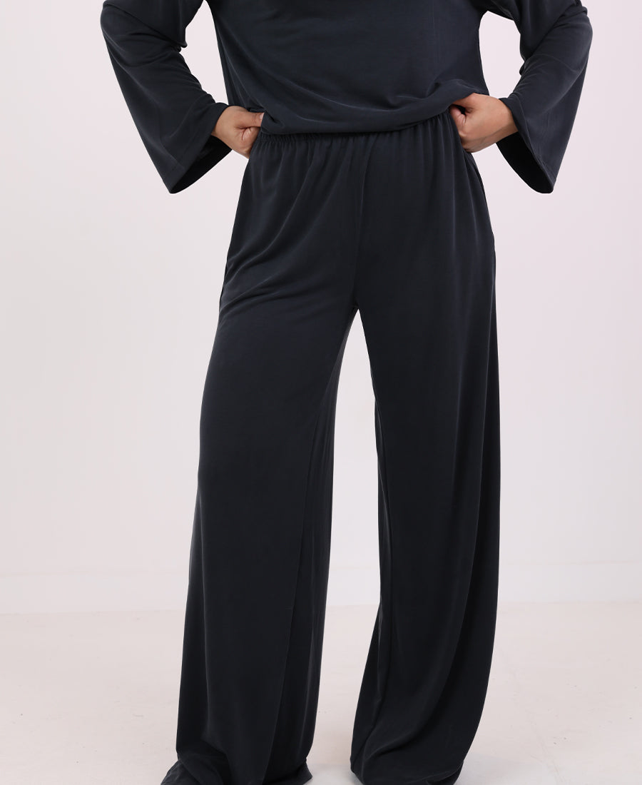 Butter pants straight cut elastic waist