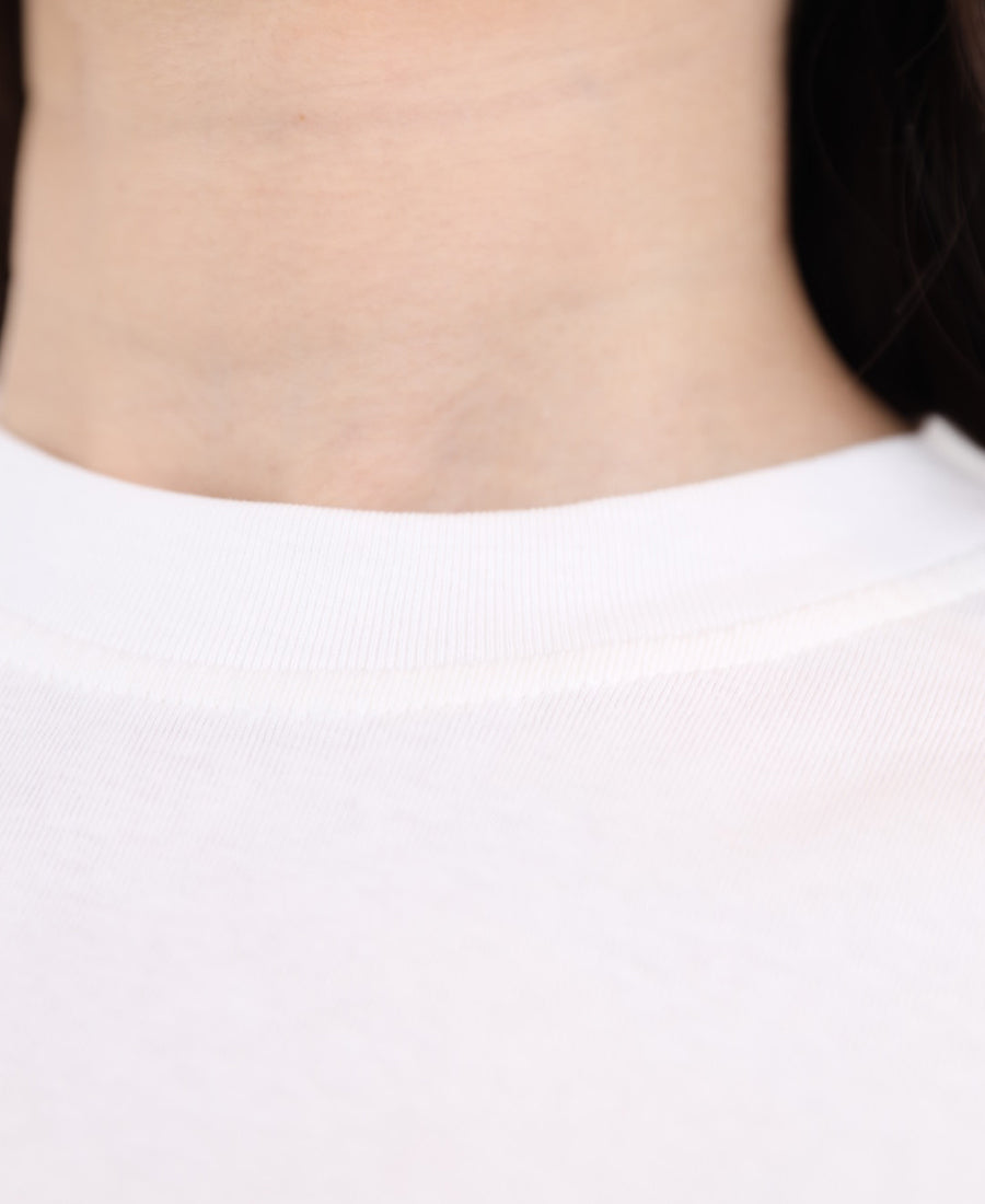 Oversized white t-shirt with an apple design on the front and back