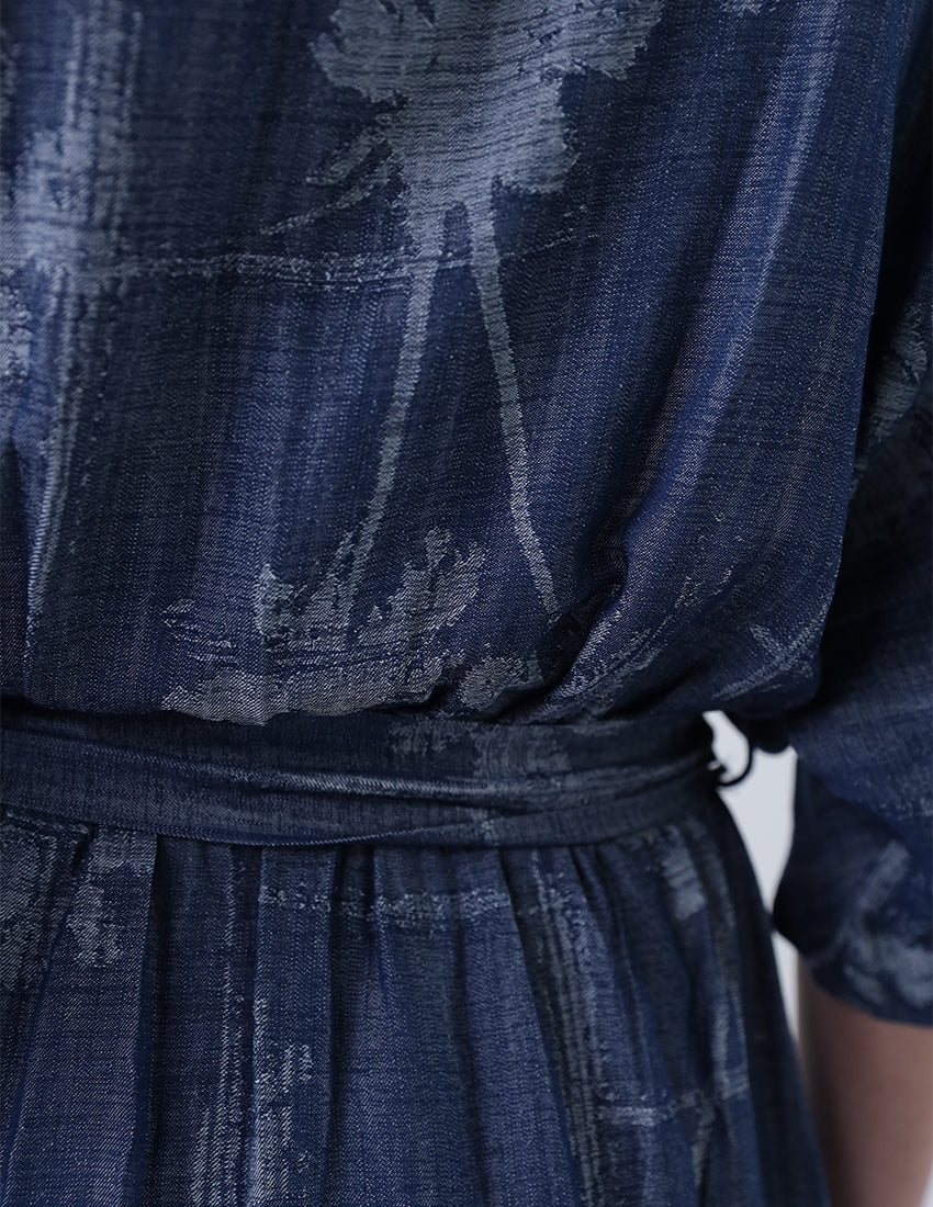 فستان على طراز الكيمونو