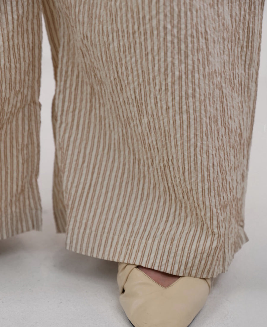 Wide leg pants with elastic waistband, striped beige and off-white