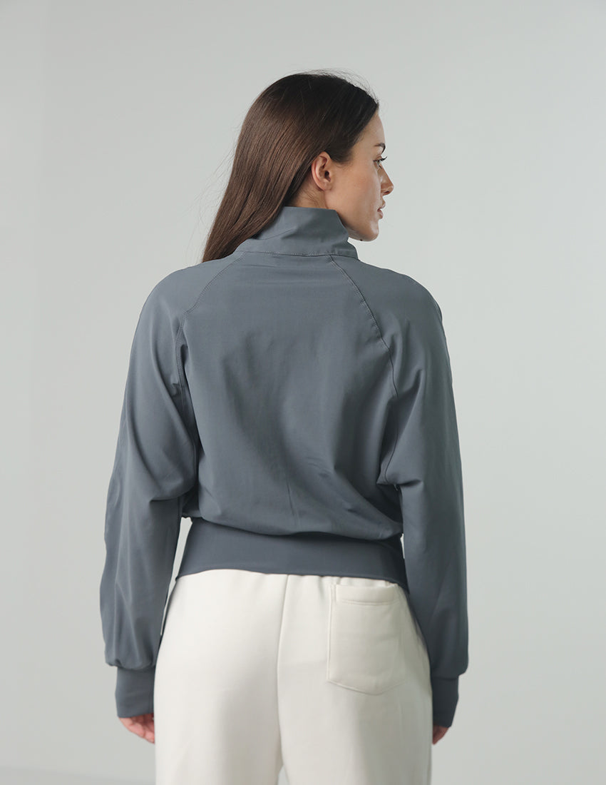 سترة واقية من الرياح بأكمام طويلة وسحاب