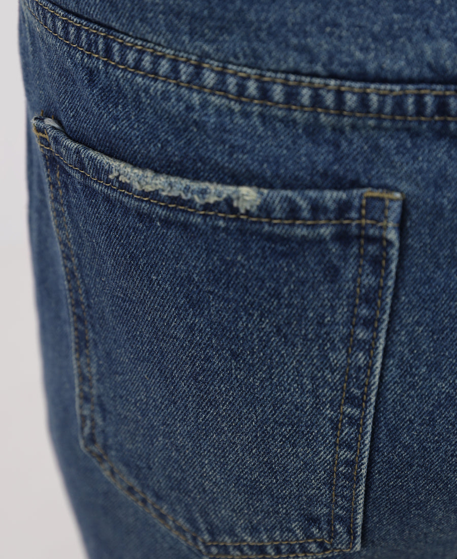 Straightcut cropped dirty blue jeans