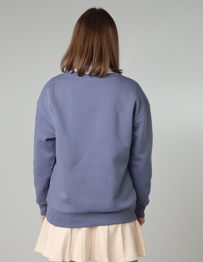 سويت شيرت أزرق بفتحة رقبة دائرية ورسومات نادي جزر البهاما البحرية