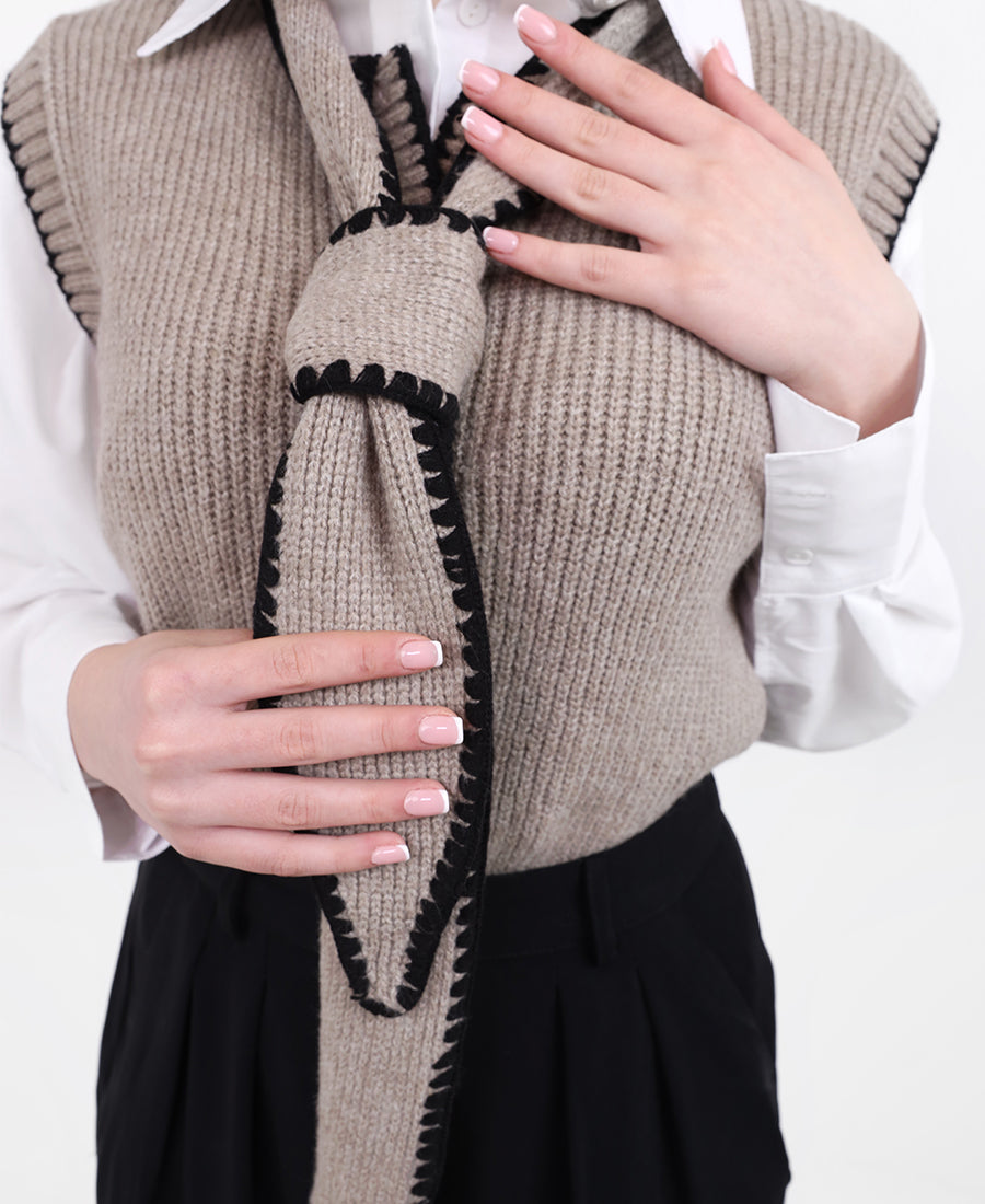 Wool vest with scarf