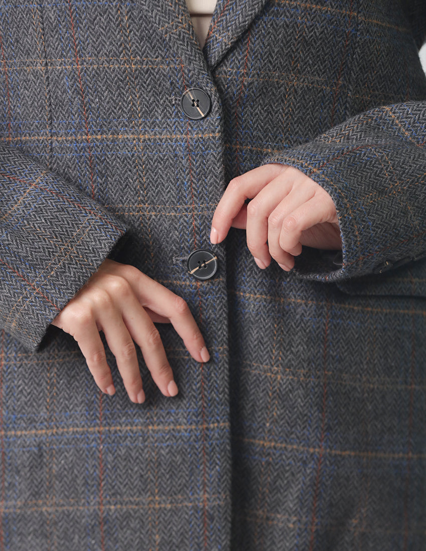 سترة منقوشة كبيرة الحجم