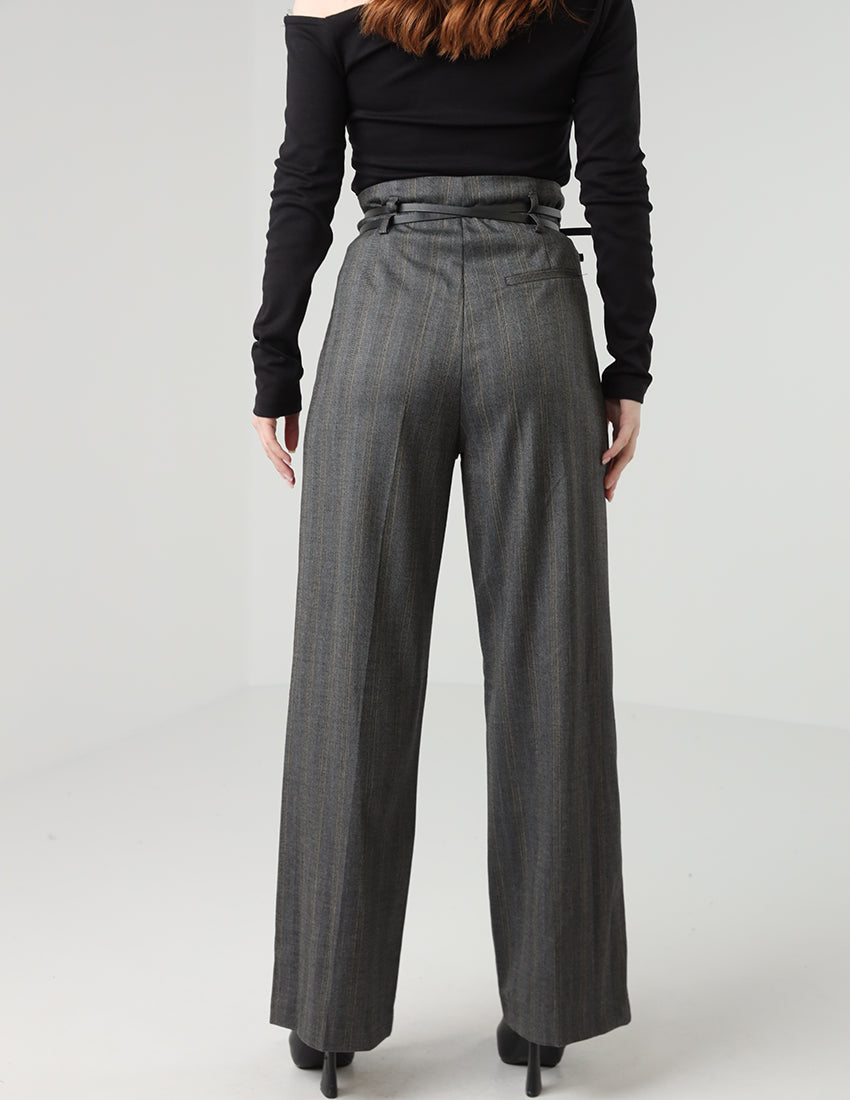 High-waisted straight-leg pants with a belt