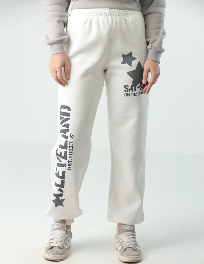 بنطال رياضي قطني بطبعة نجوم وخصر مطاطي