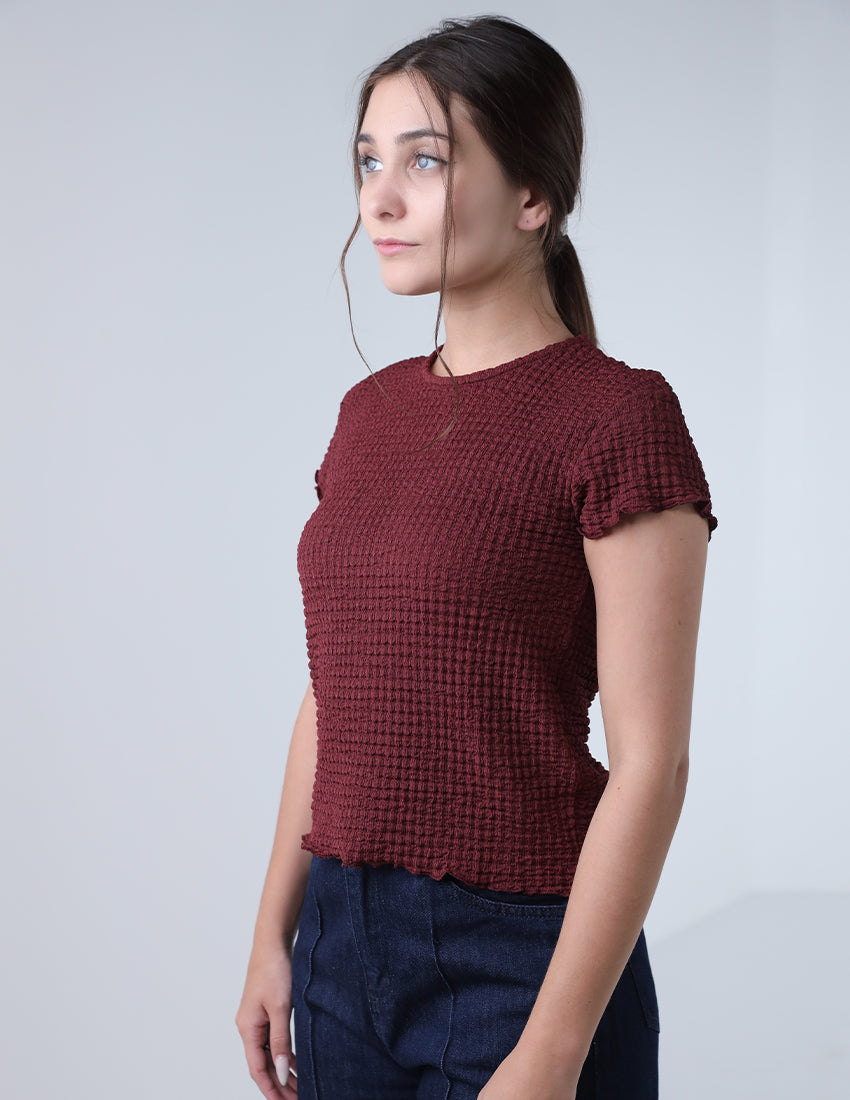 تي شيرت بنمط محبوك شبكي