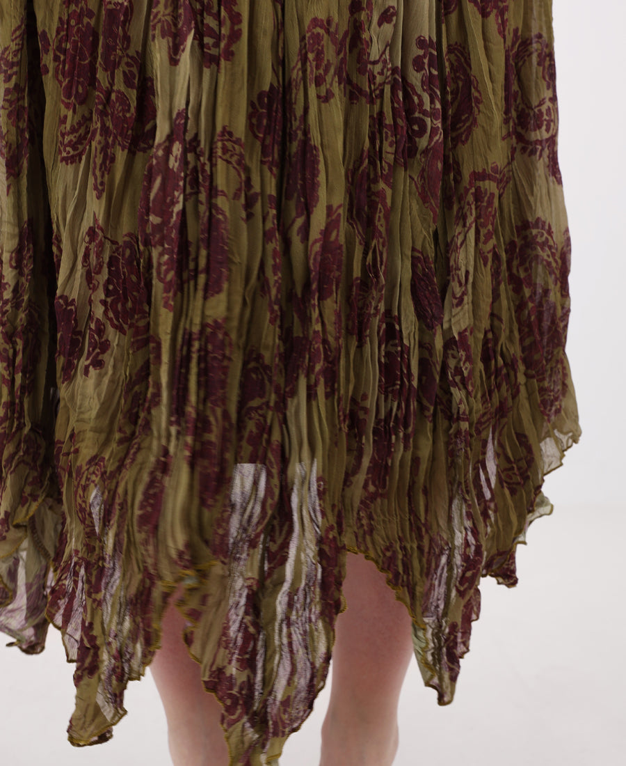 Pleated skirt with a burgundy and green rose print