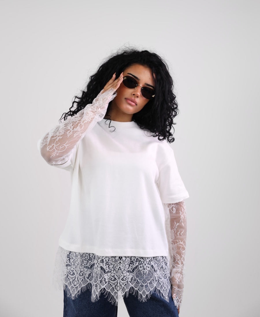White T-shirt with lace sleeves and waist