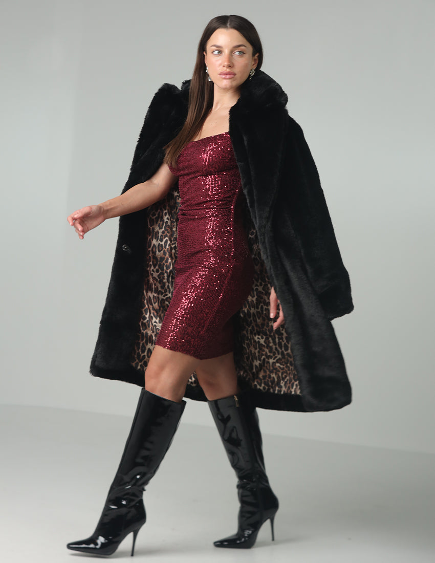 فستان قصير مزين بالترتر