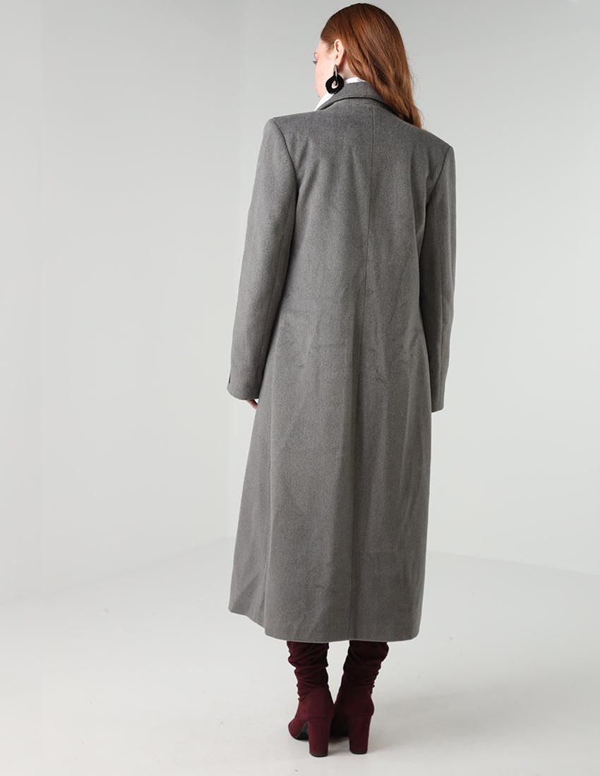 معطف طويل باللون الرمادي والأسود