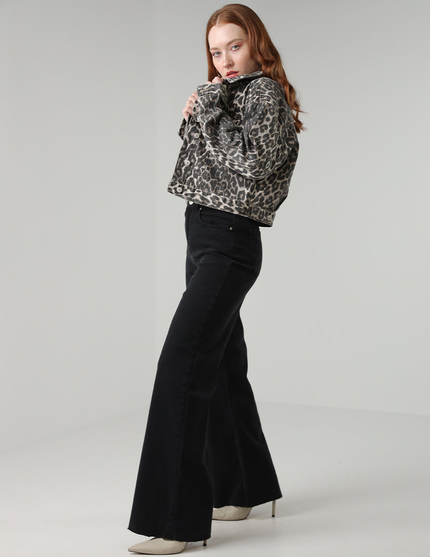 High-Waist Black Flared Jeans