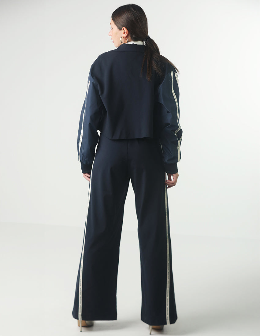 Navy blue set with side lettering