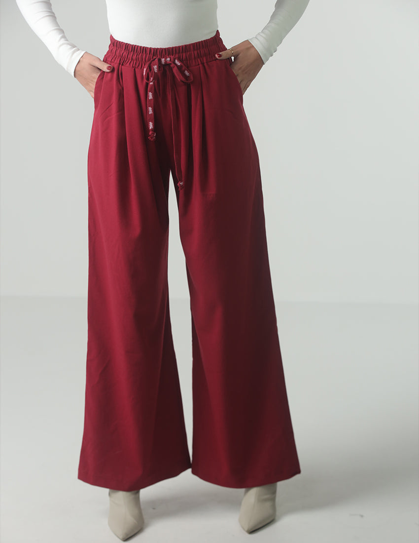 بنطلون قماشي واسع الساق مع حبال للخصر