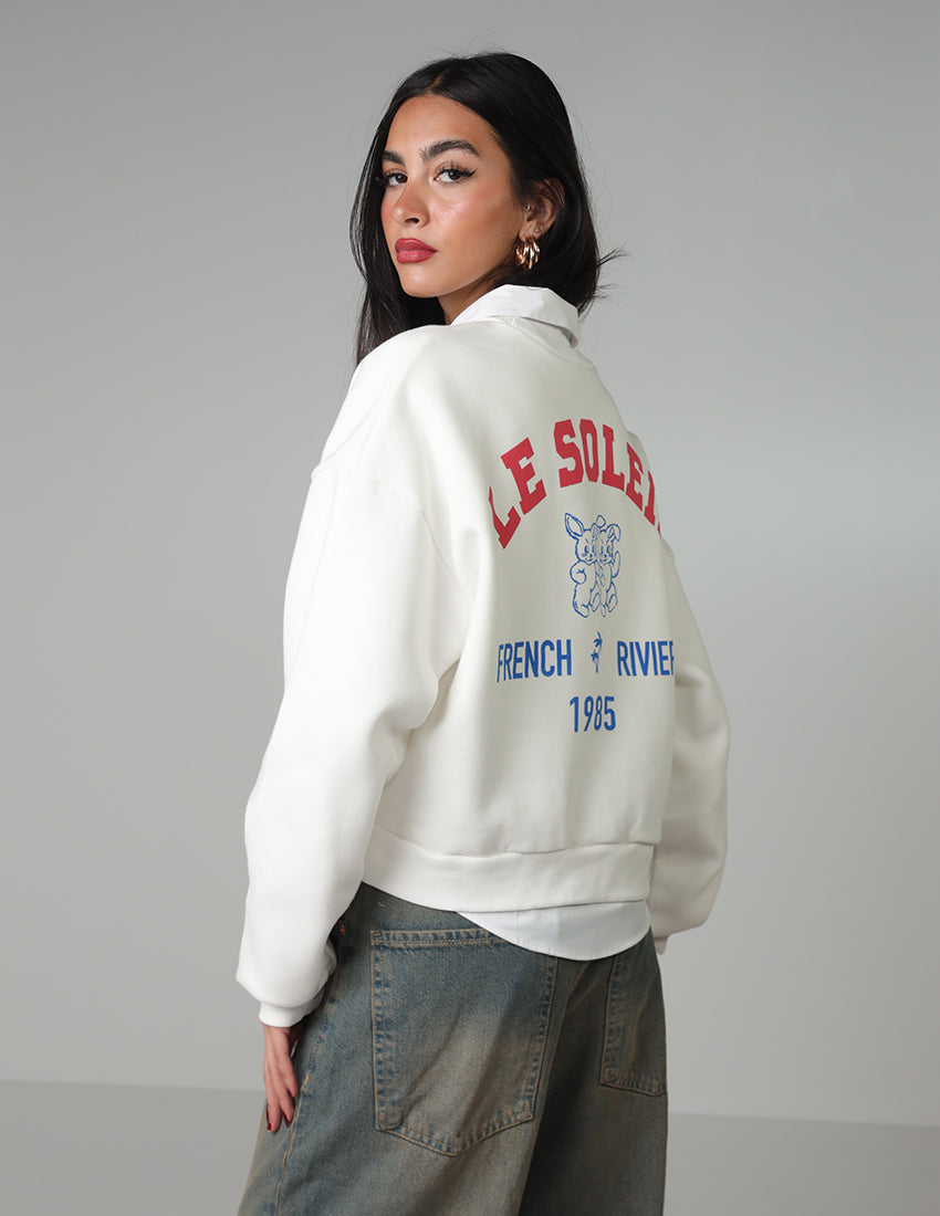 سترة بيضاء مطبوعة