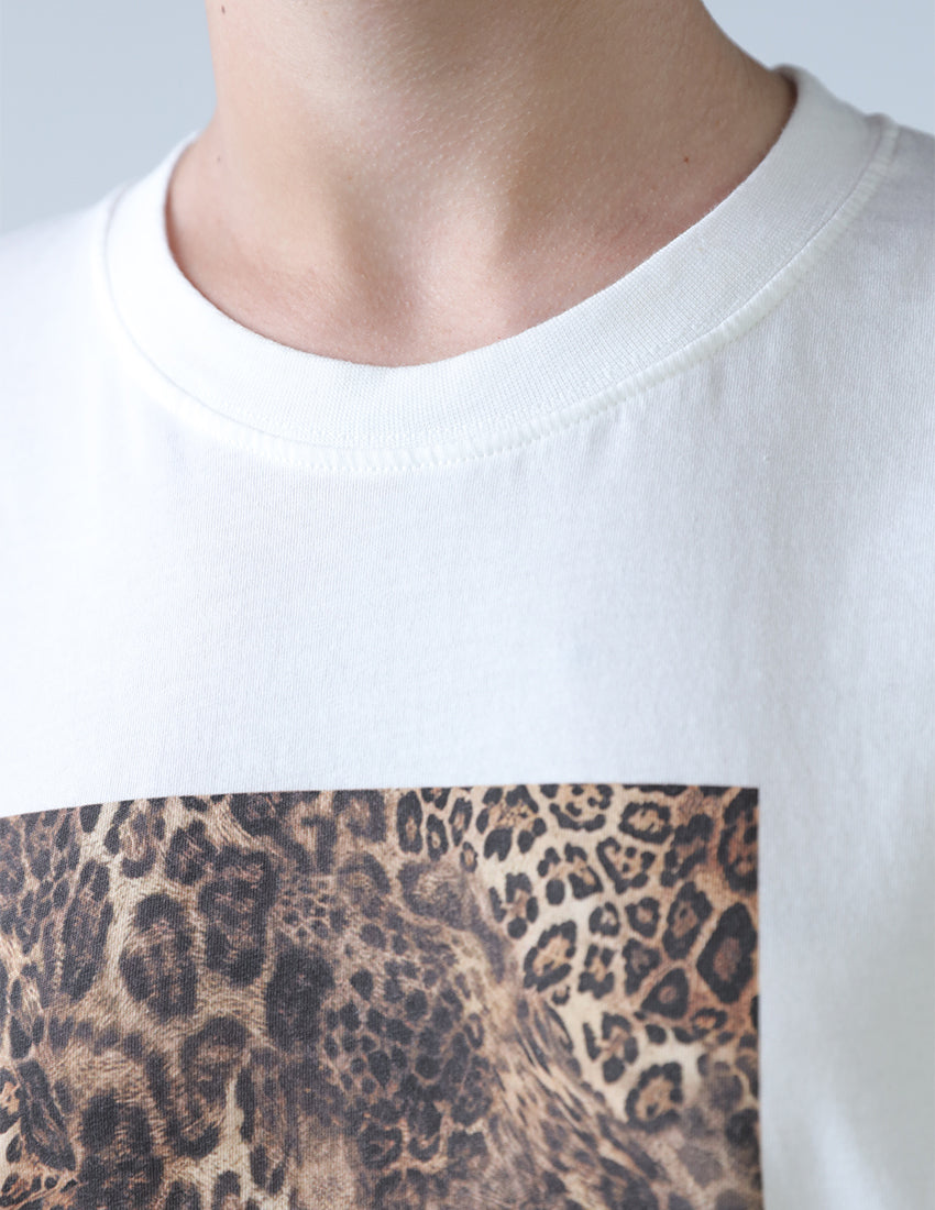 Tiger print t-shirt