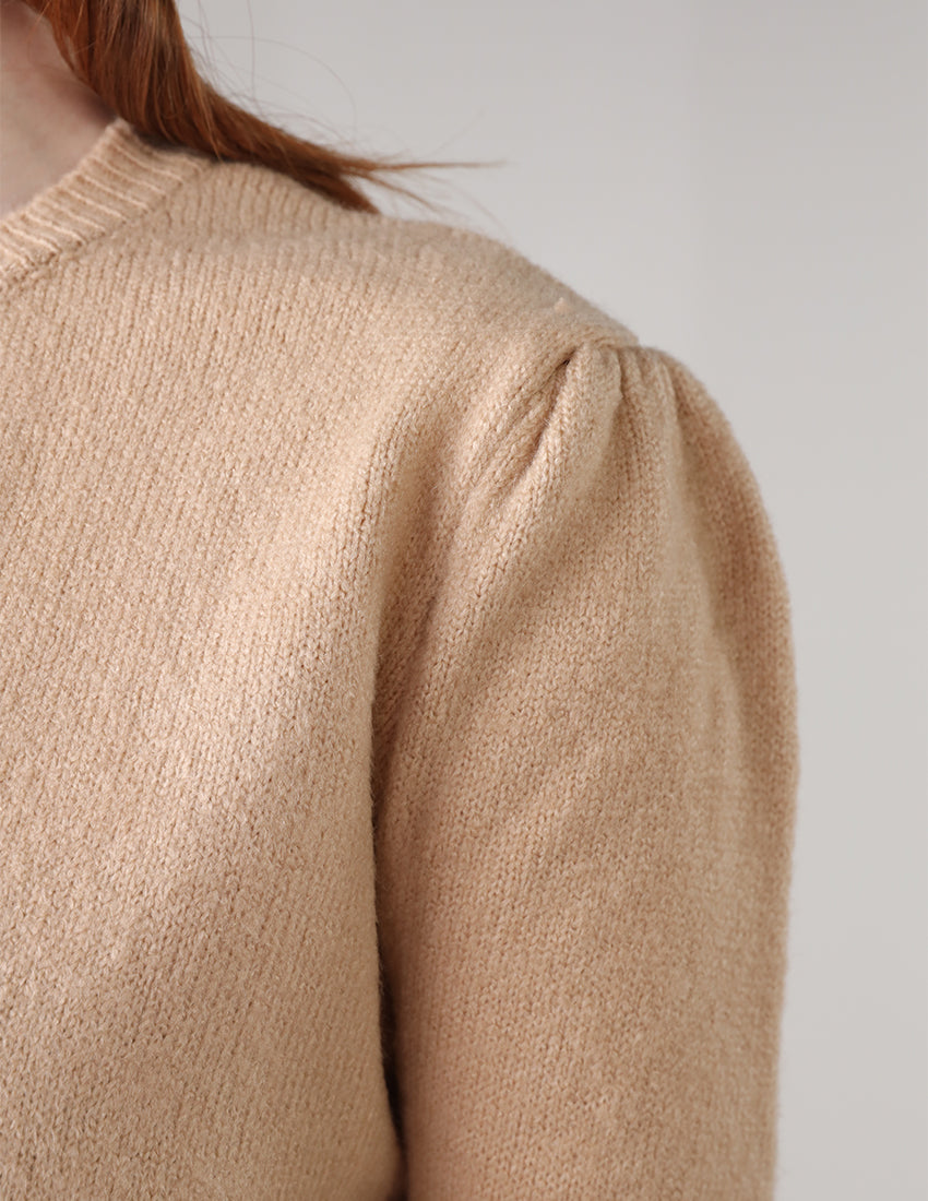 Tricot Buttoned Cardigan with Crew Neckline