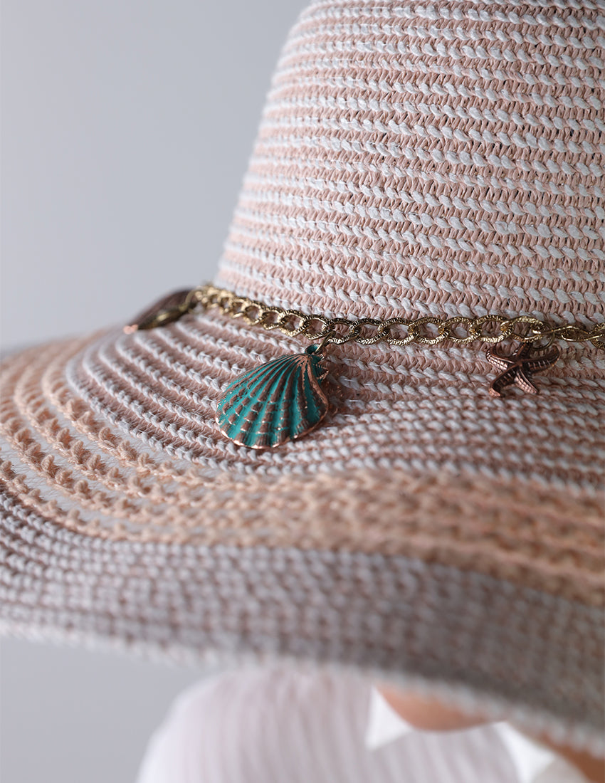 Circular straw hat