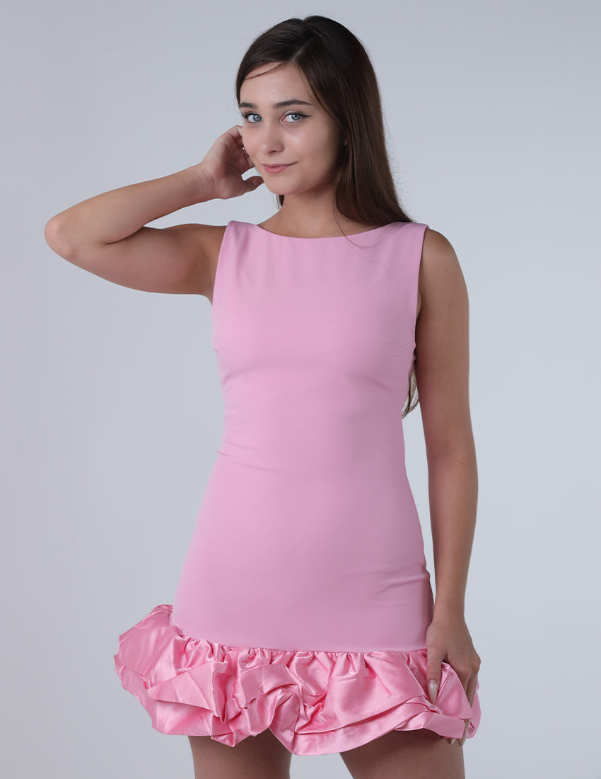A fitted short dress