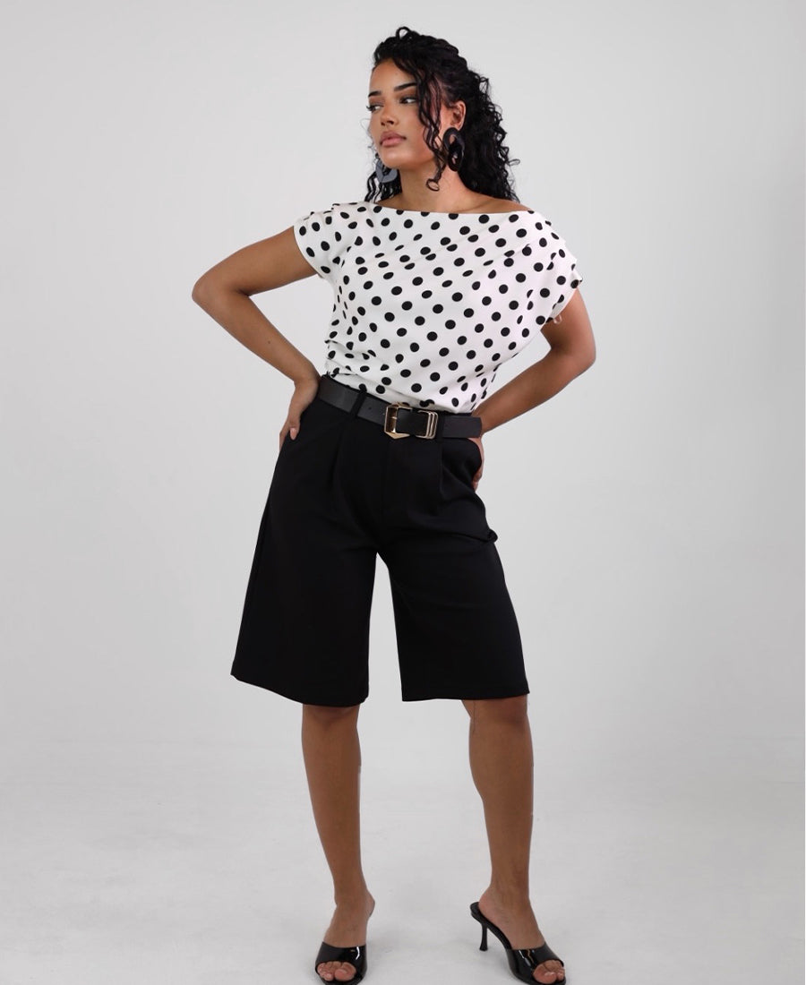 Formal black shorts with belt