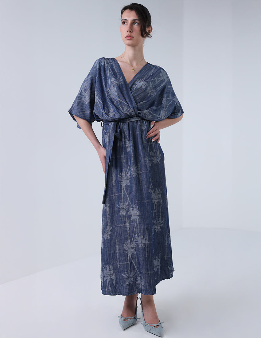 فستان على طراز الكيمونو