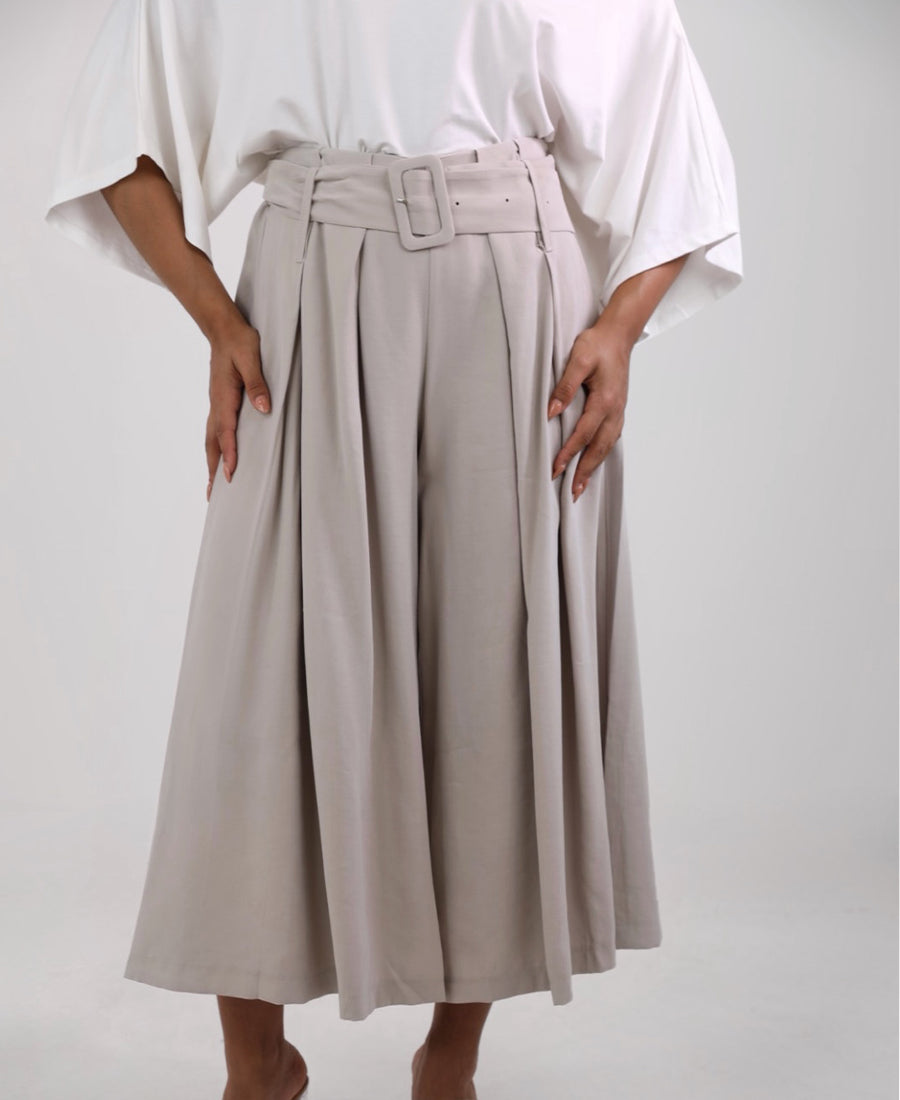 Palazzo trousers with belt