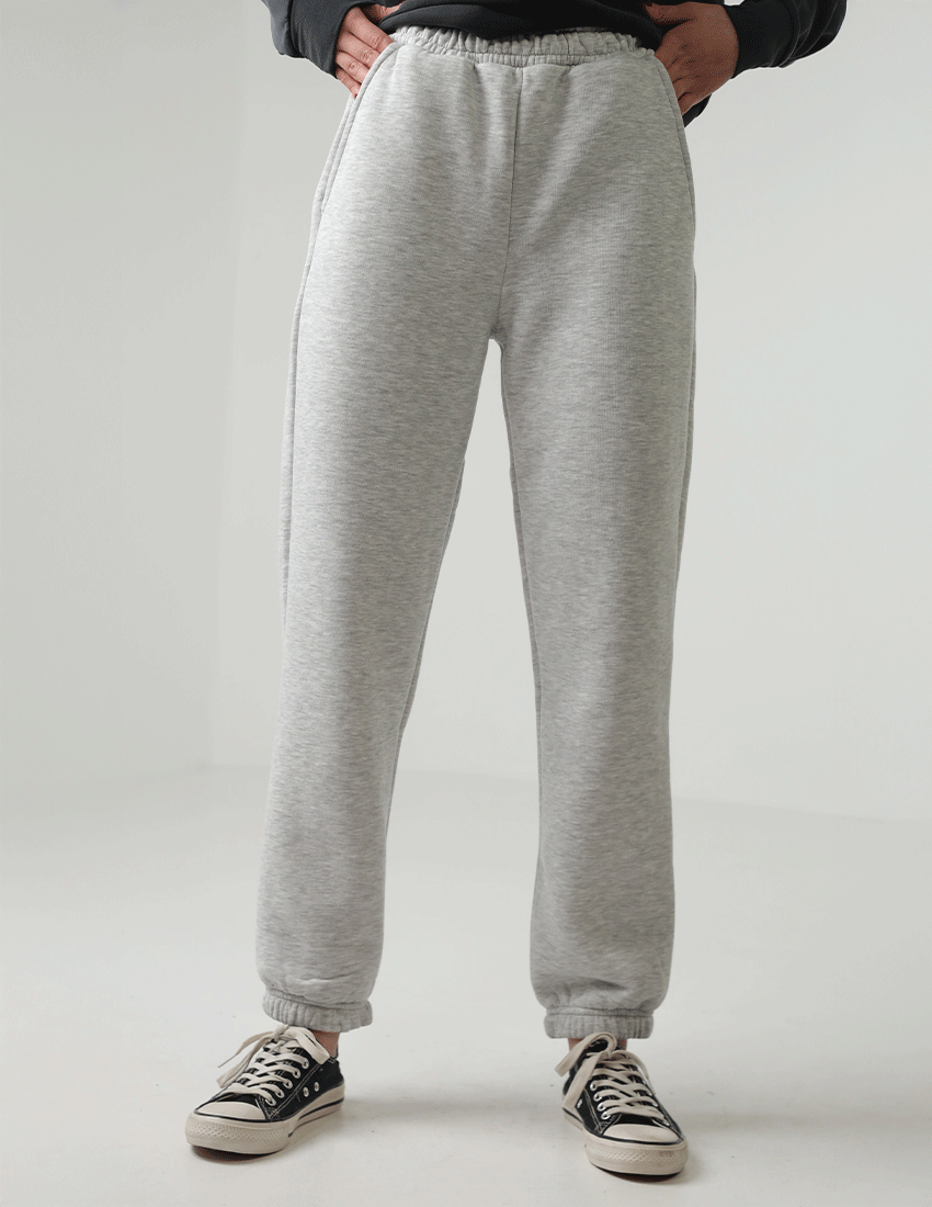 بنطال رياضي قطني باللونين الرمادي والأسود