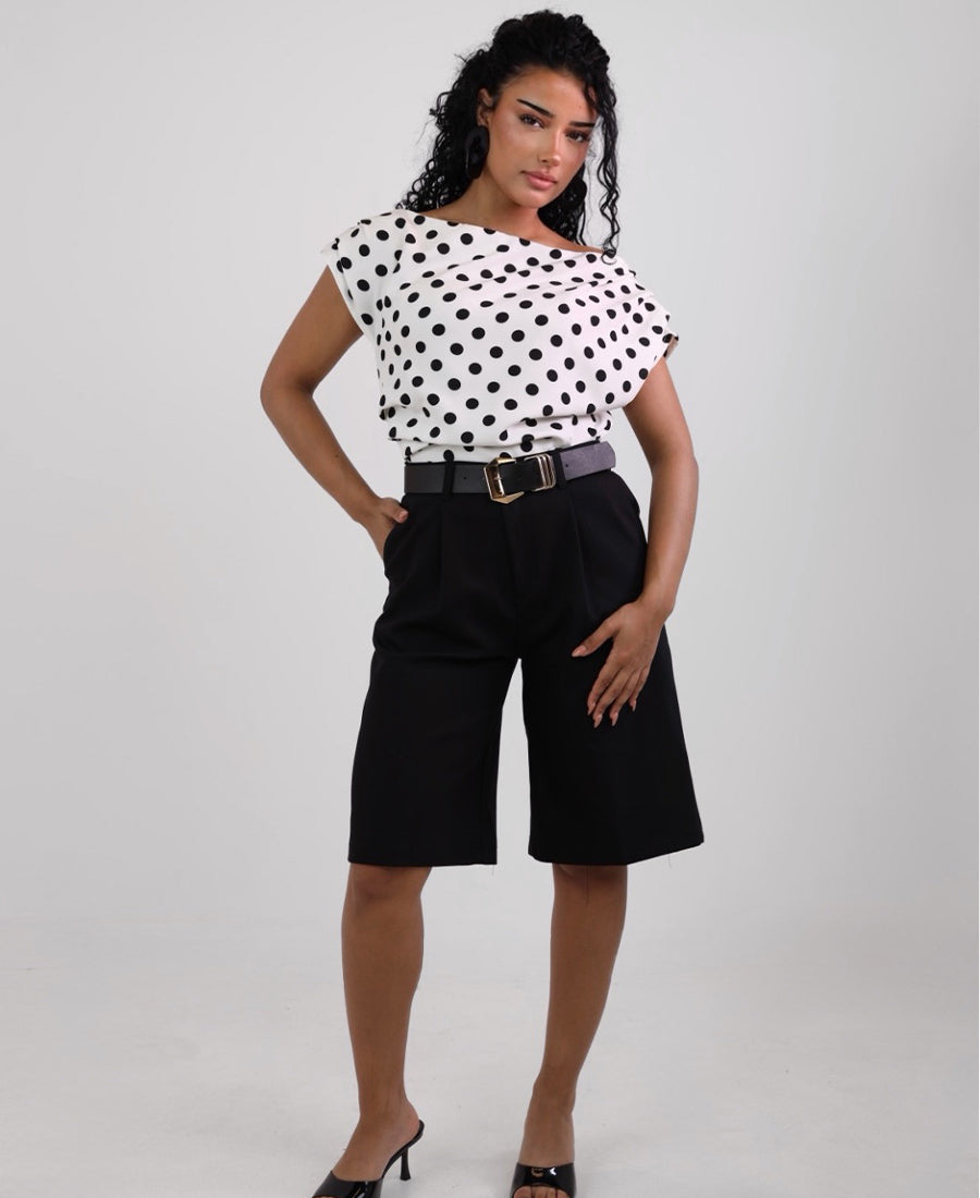 Formal black shorts with belt