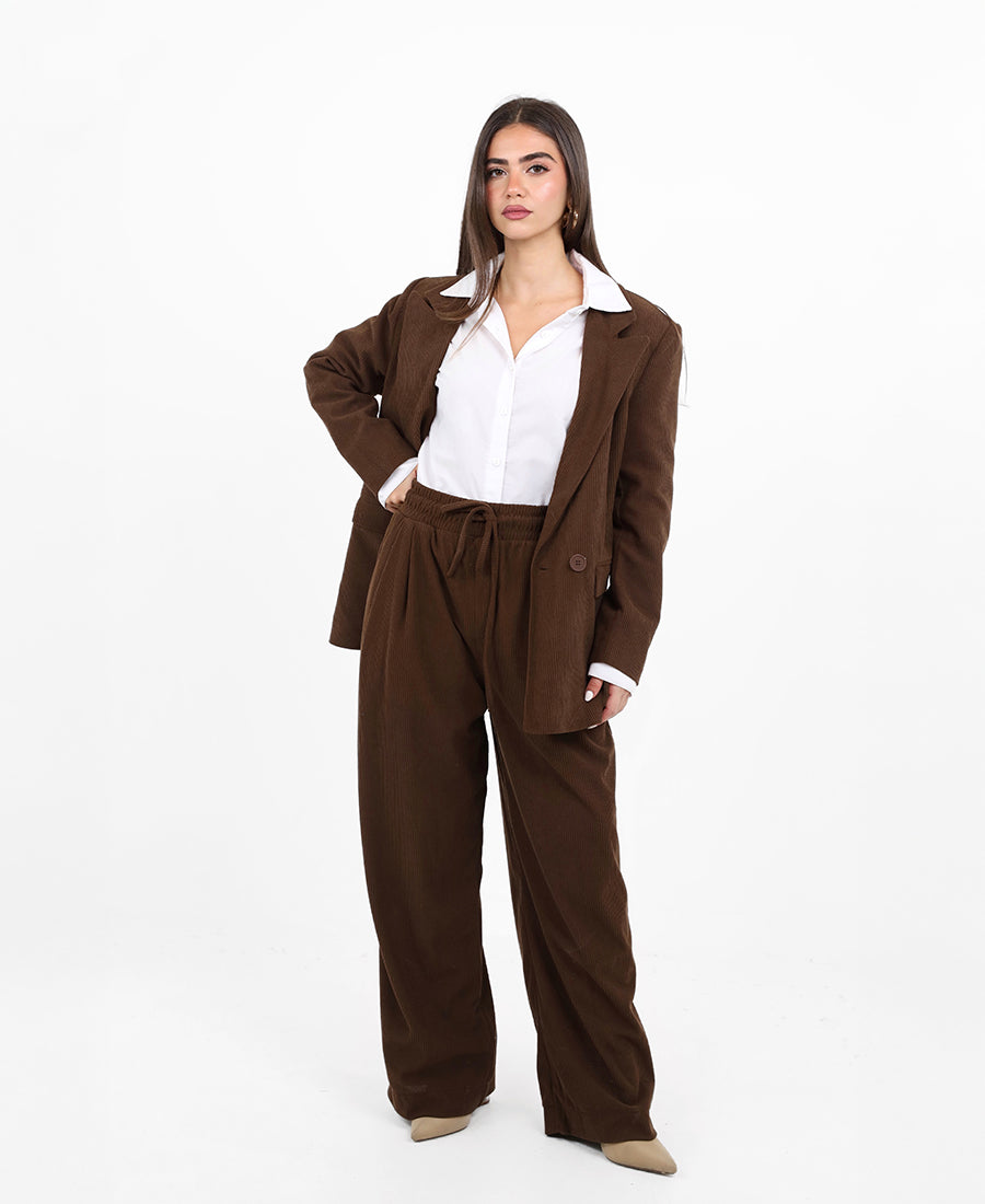 Striped trousers with an elastic waistband