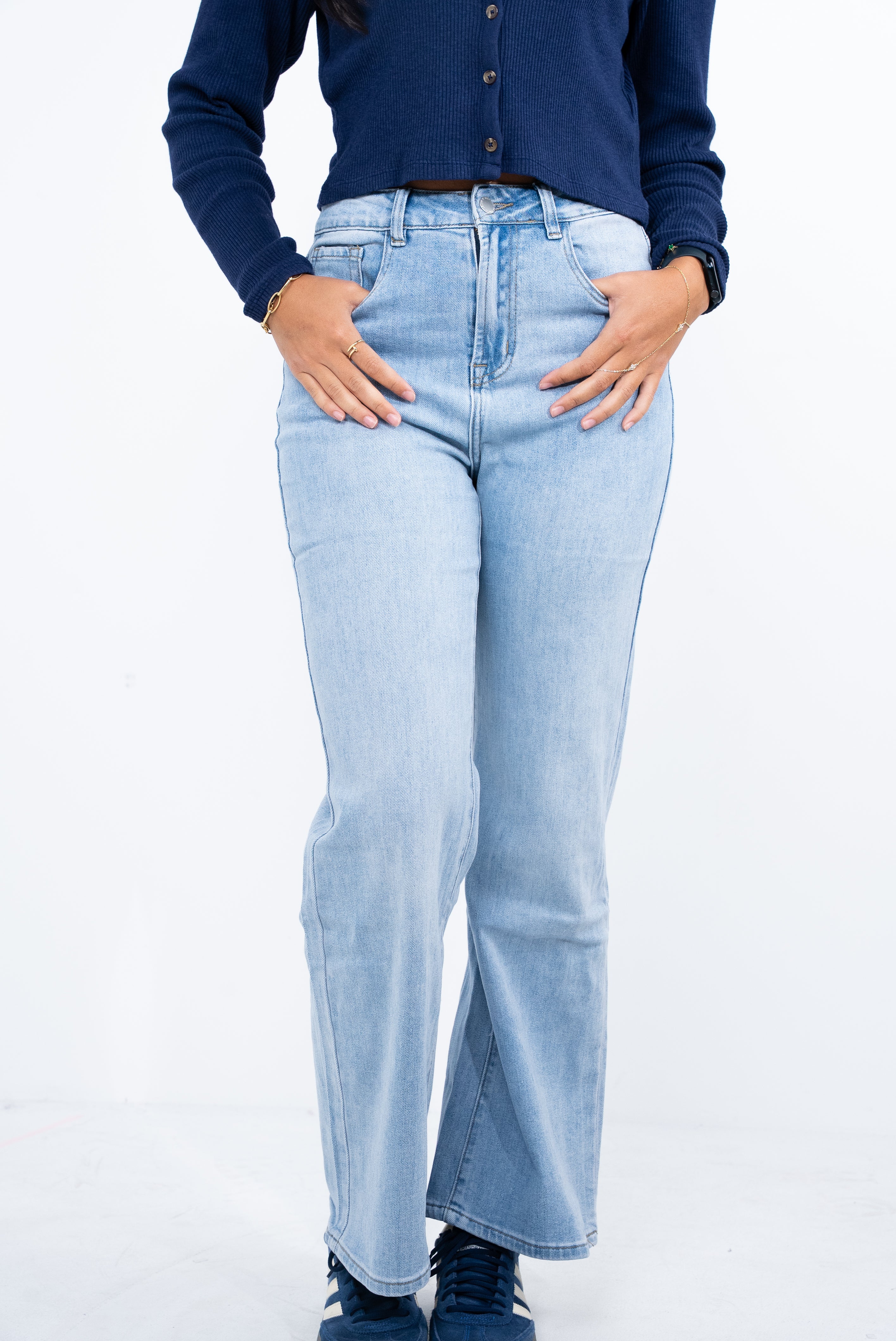 Light blue straight cut jeans