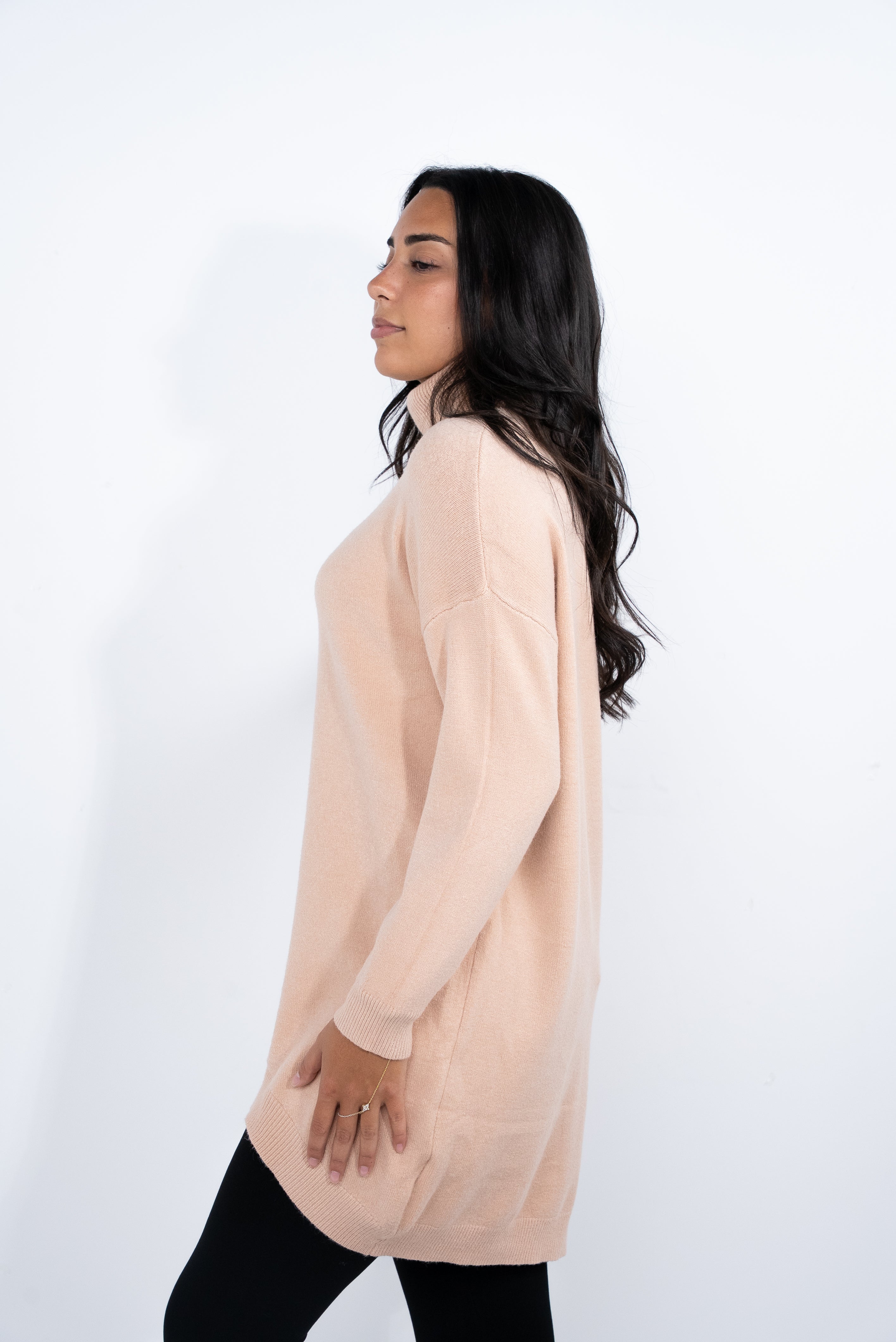 Long wool high neck blouse