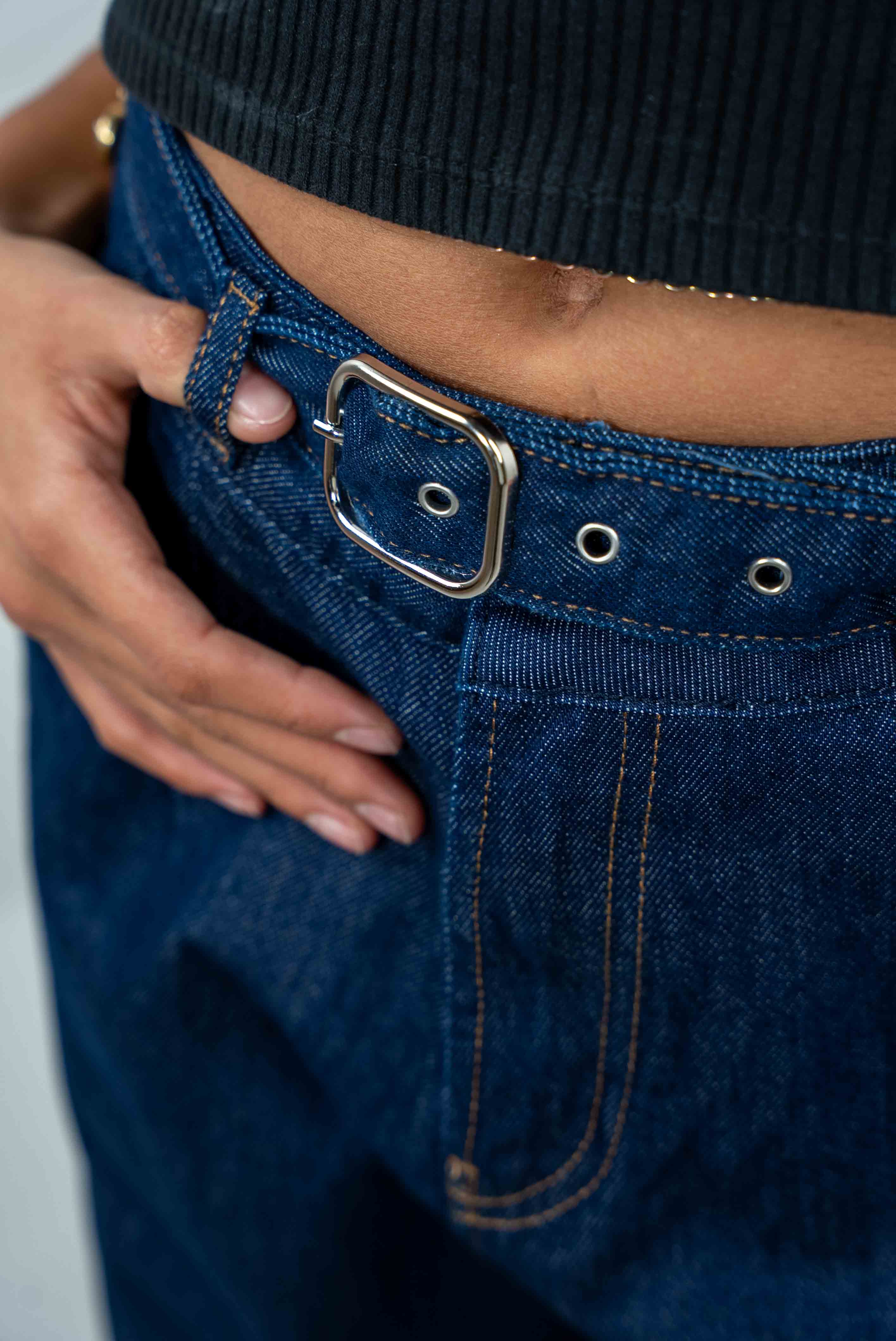 High-waisted wide-leg jeans