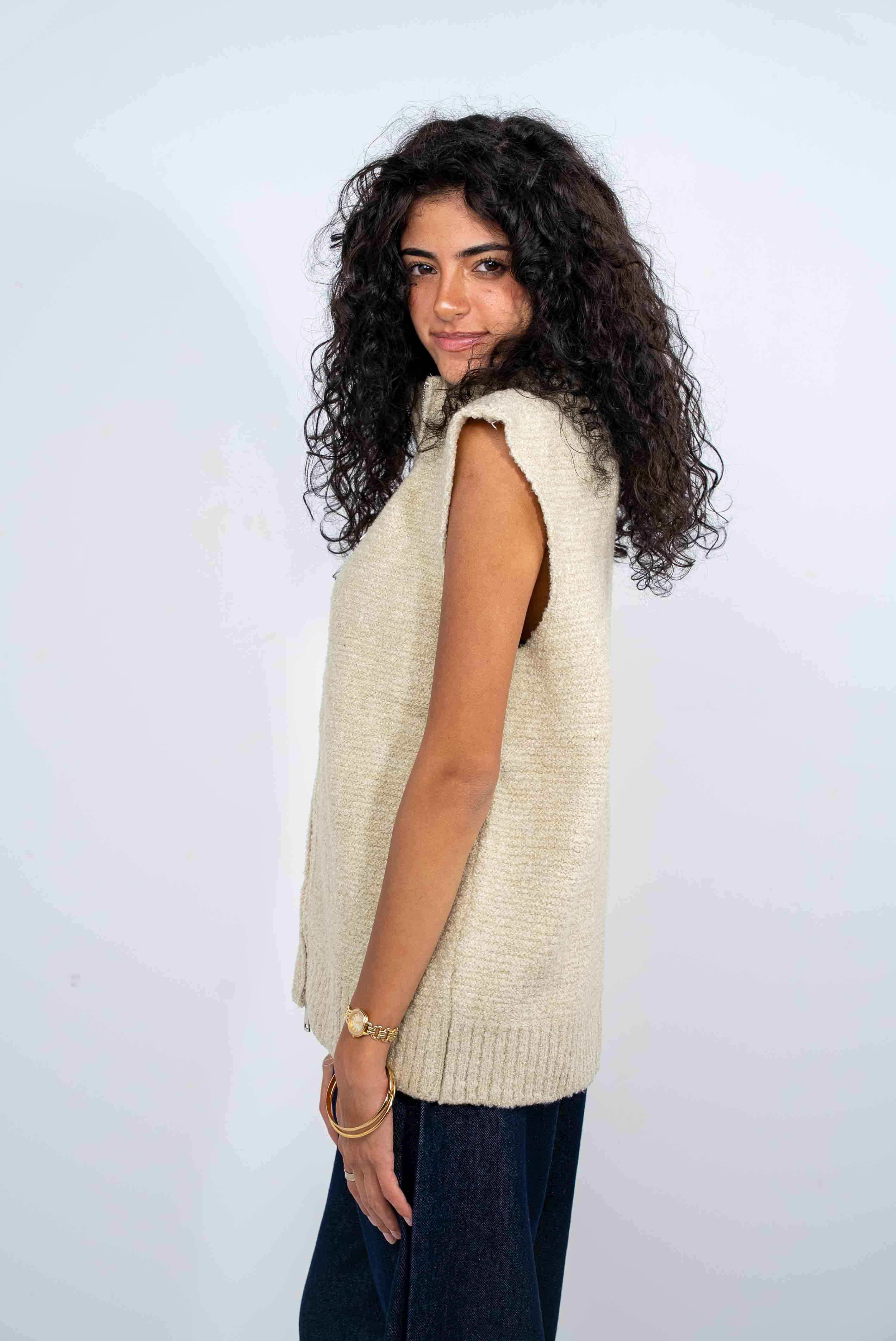 Wool vest with a zipper