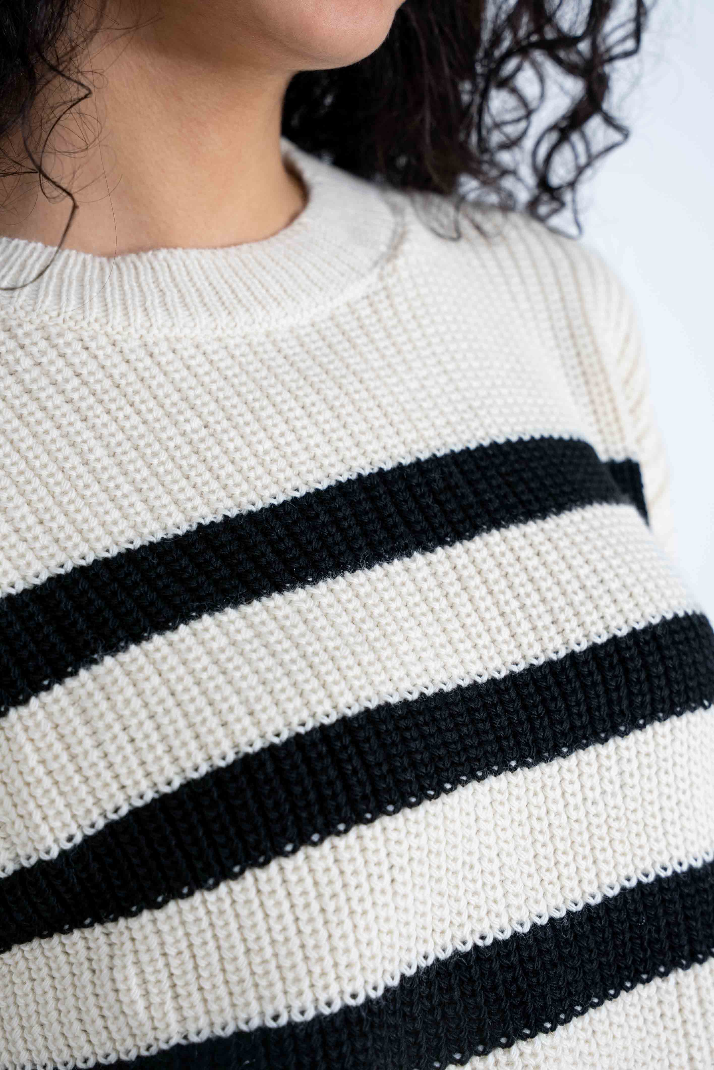 Cropt wool cardigan, beige and black striped