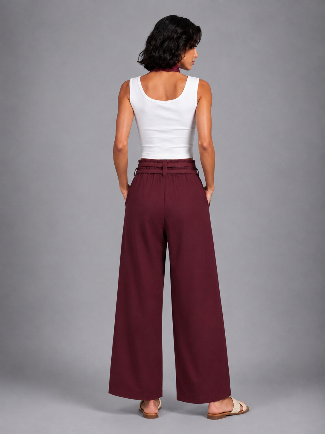Wide-leg trousers with a tie waist
