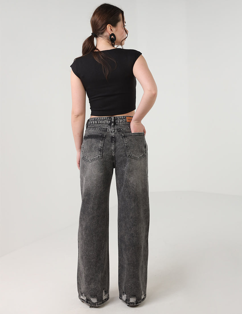 بنطال جينز مستقيم الساق باللون الرمادي الداكن