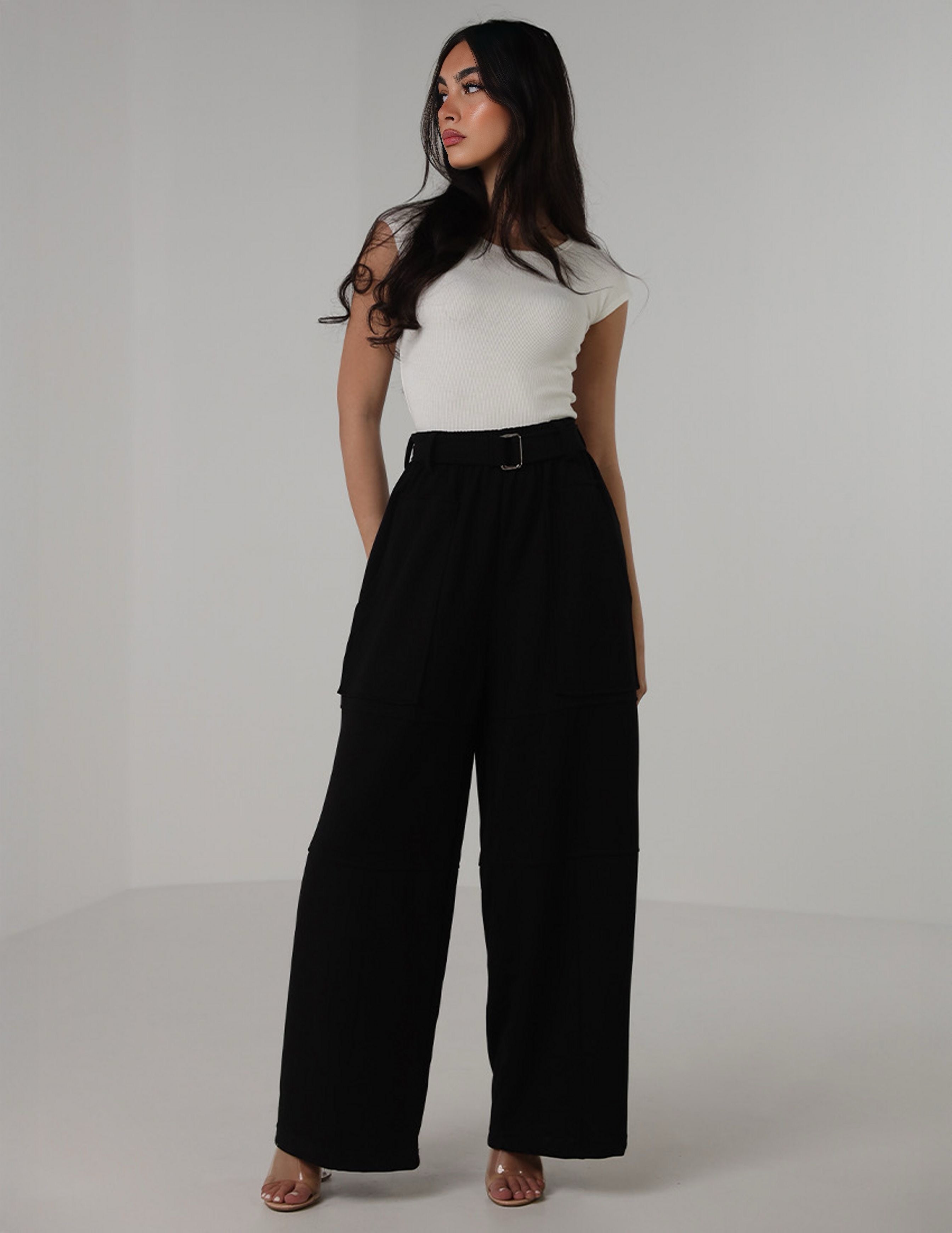 بنطال رياضي عالي الخصر مع حزام