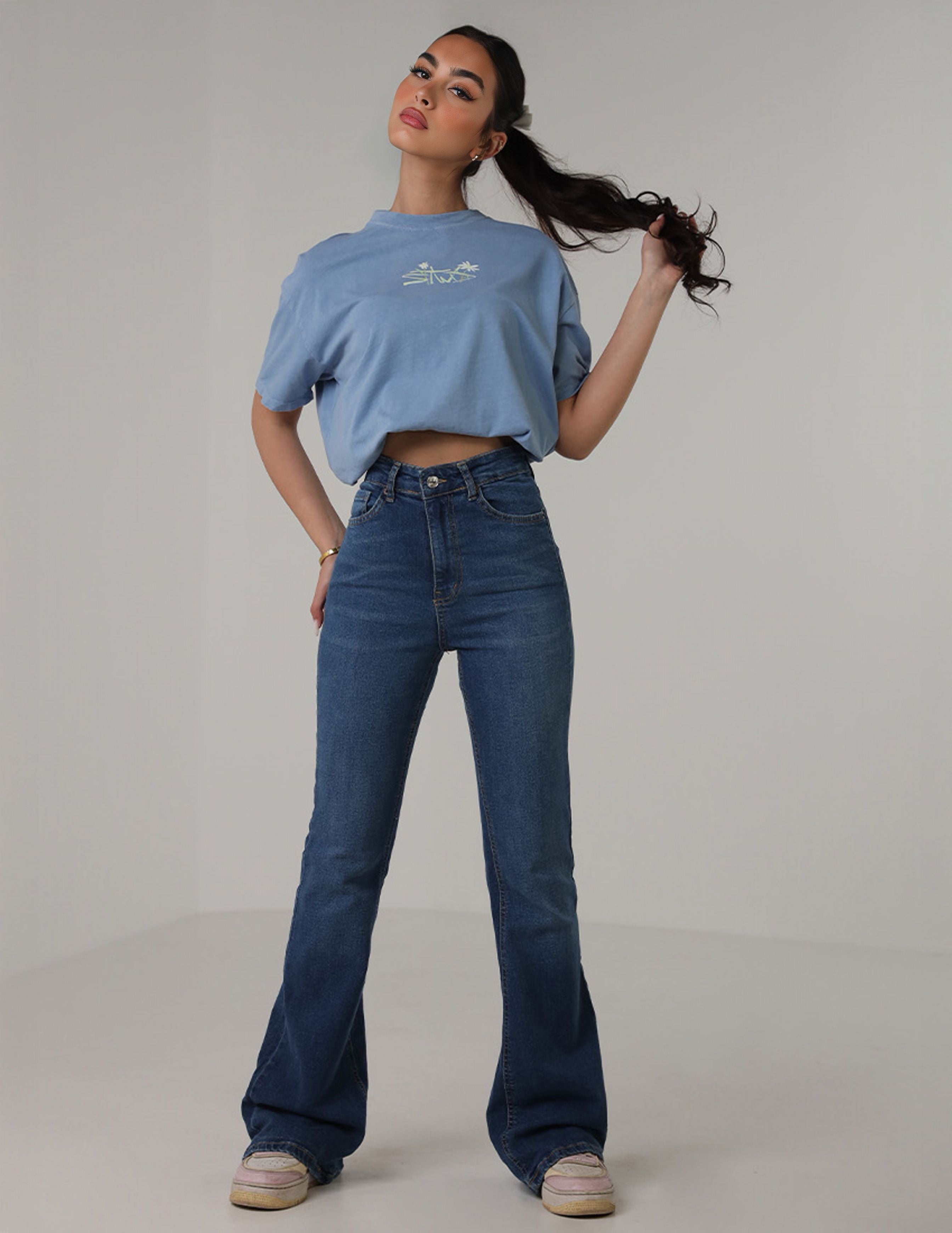 بنطال جينز واسع بخصر مرتفع