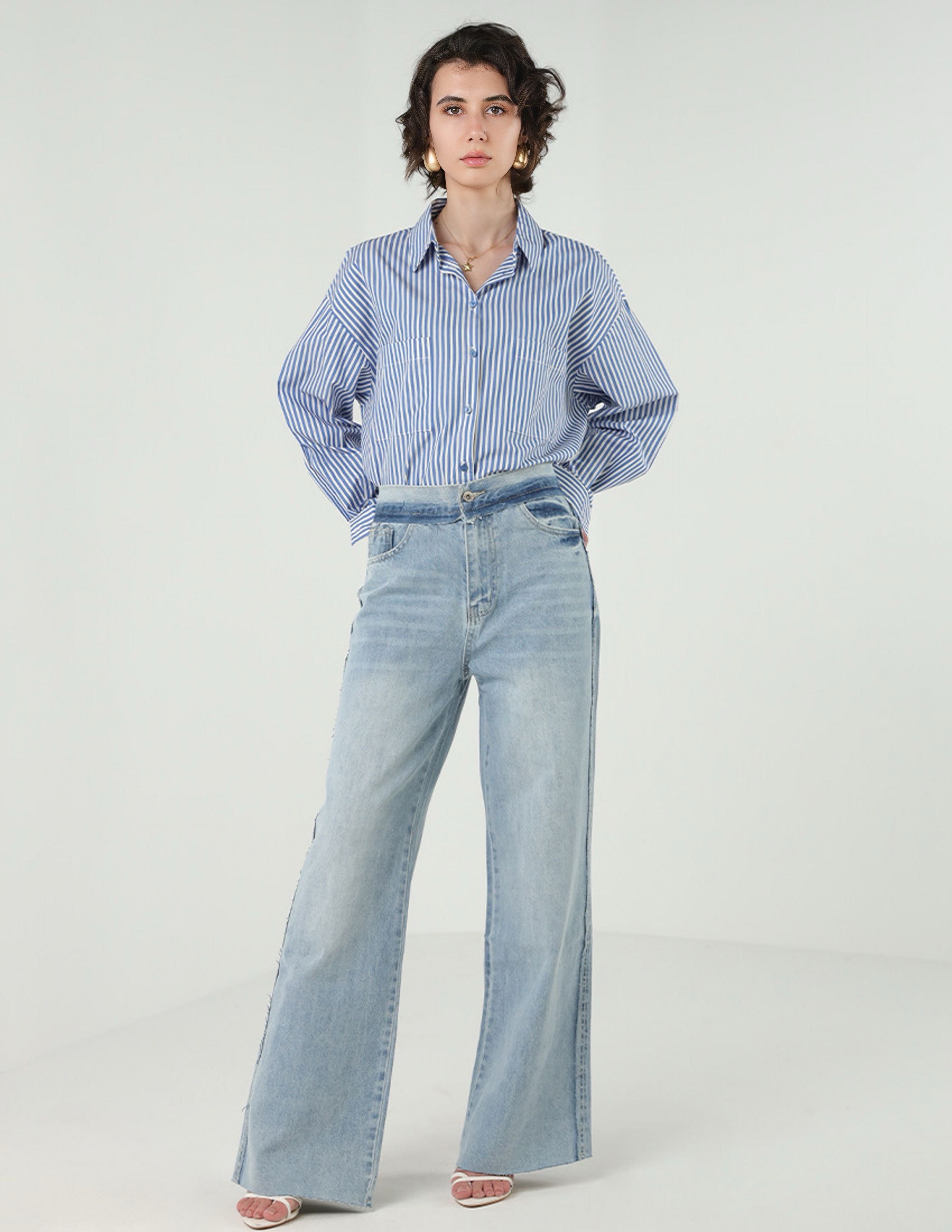 Wide Legged Jeans