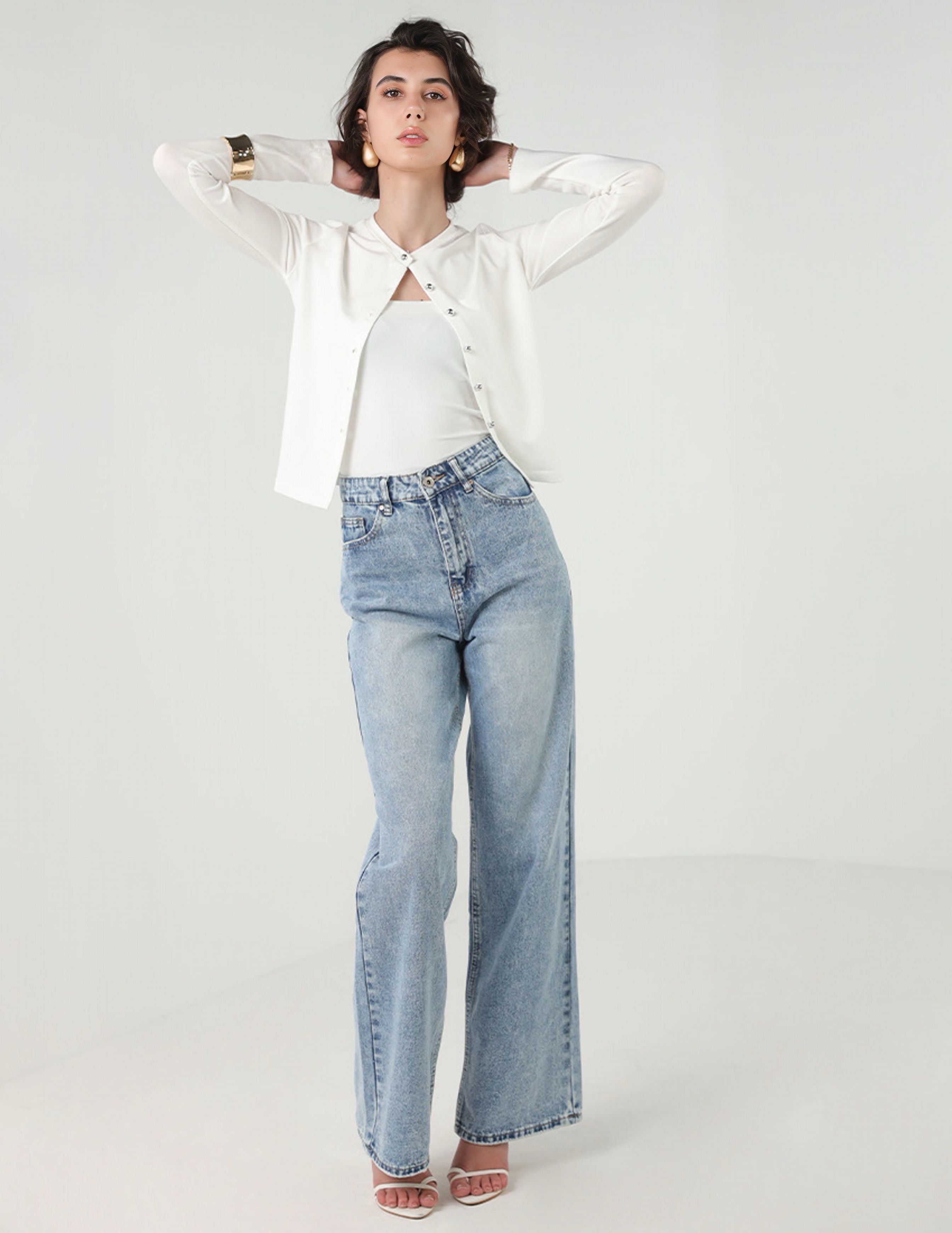 Wide legged Blue Jeans