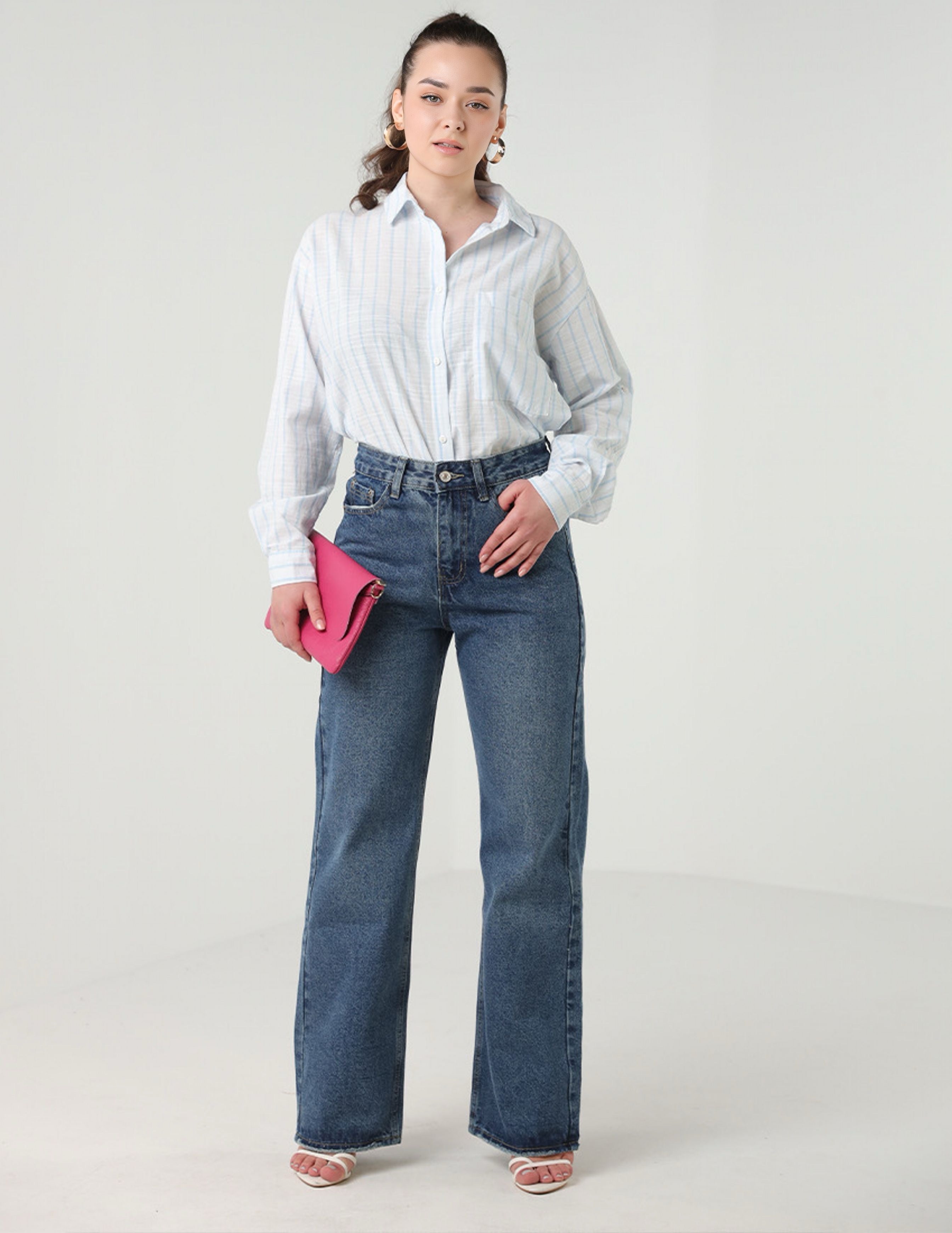 Straight Cut Jeans