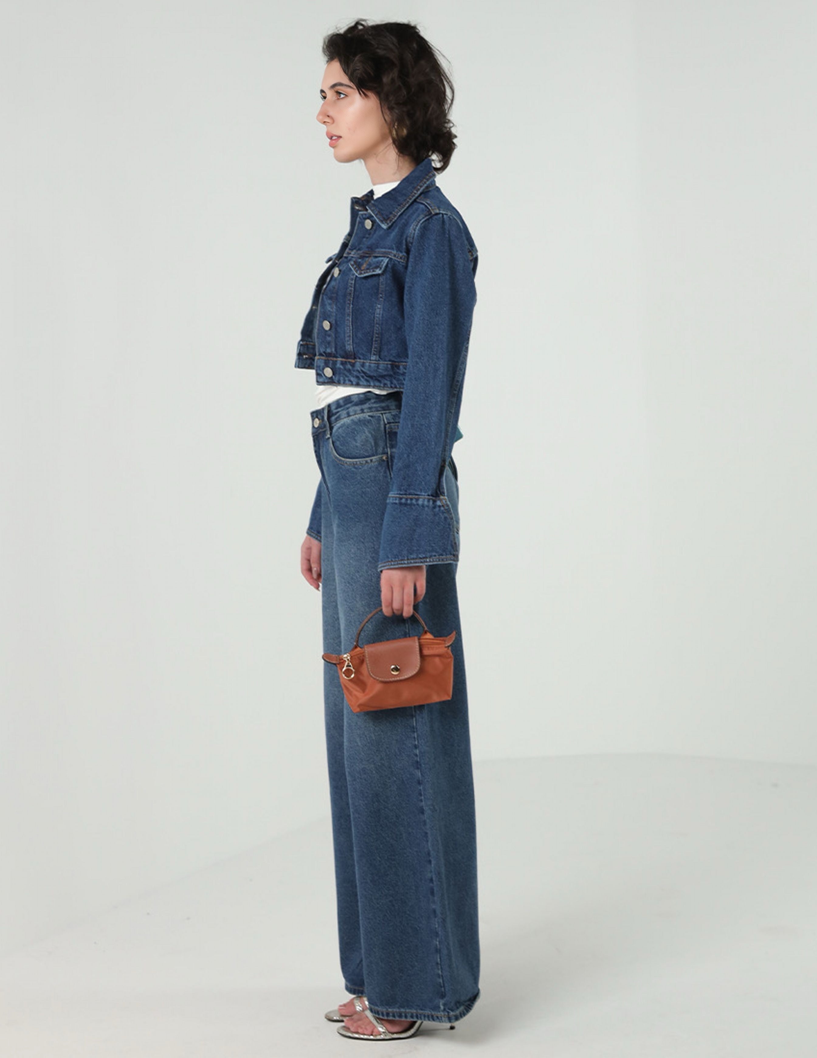 Wide Legged Jeans
